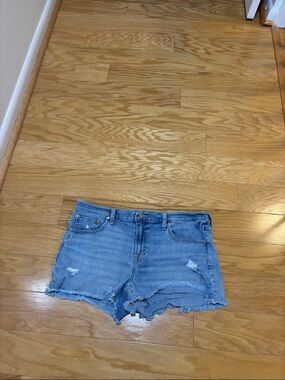 Women’s GAP blue Denim Cutoff Shorts - Classic Jean Style